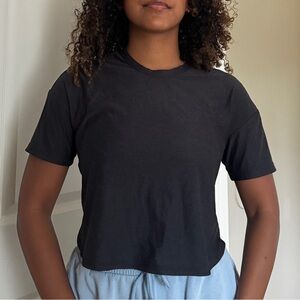 Old Navy Active crop top - buttery soft material